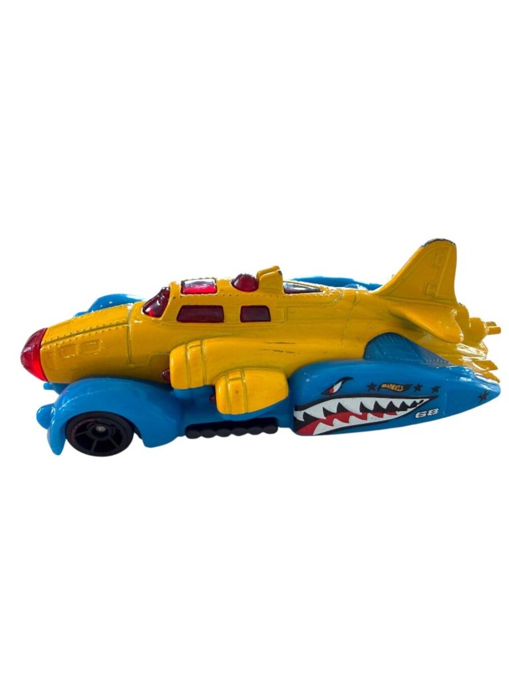 Hot Wheels Fast Fortress 2014 Yellow Blue Shark Mouth Diecast Fantasy Car